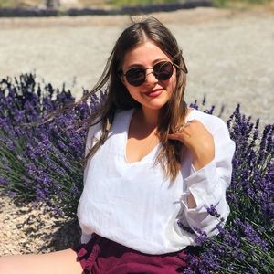 Meet your Posher, Jillian